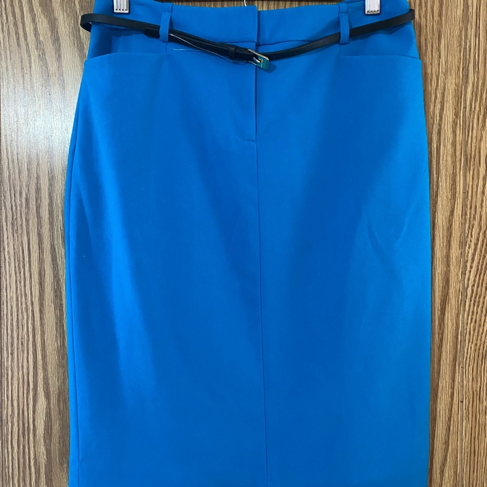 Calvin Klein Women’s Blue Pencil Skirt with Belt Size 6 NWT Business Carreer